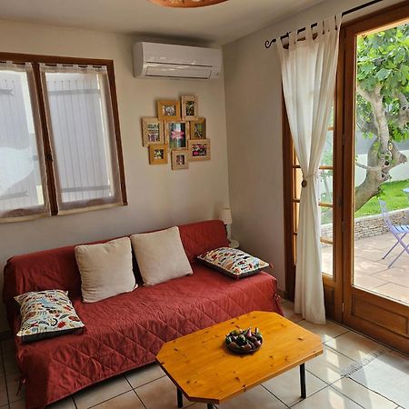 Au Pied Du Massif Des Costes Villa Pélissanne Екстериор снимка